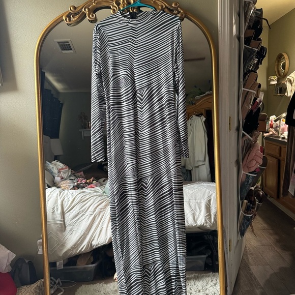 Plus sheer stretch midi dress size 2xl - Picture 4 of 4
